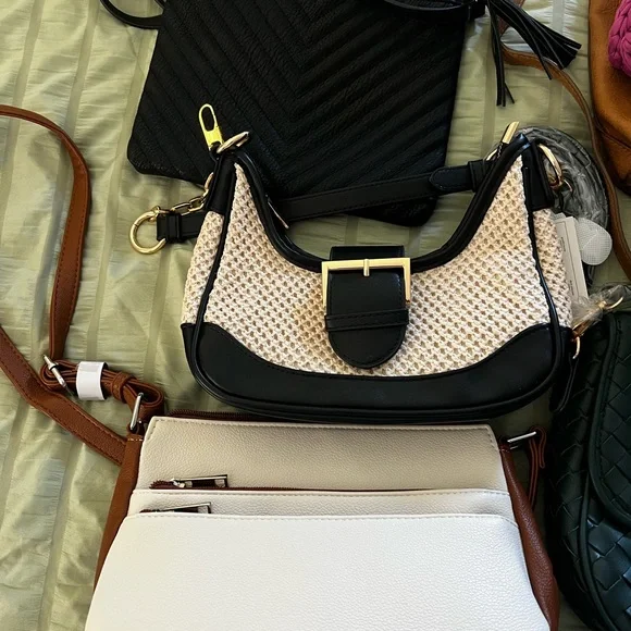 Purse Bundle - Picture 2 of 4